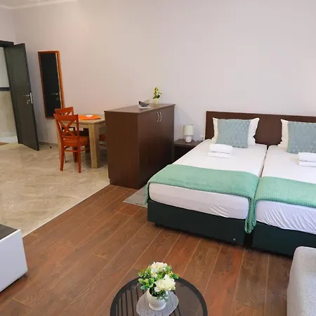 Apartmanhotel Fenix 4*