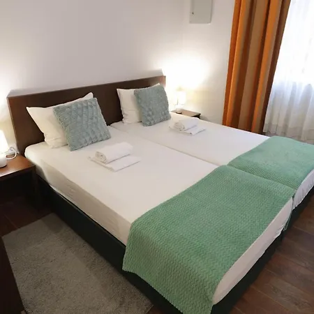 Fenix Aparthotel