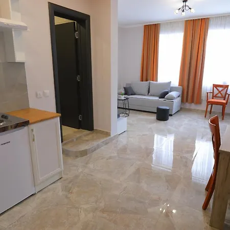 Apartmanhotel Fenix 4*