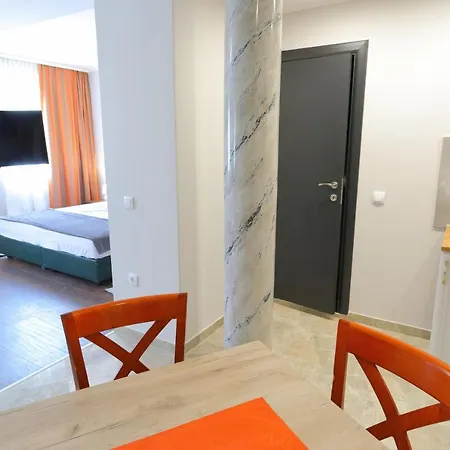 Apartmanhotel Fenix 4*